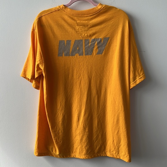 Large Navy PT Shirt - Picture 2 of 3